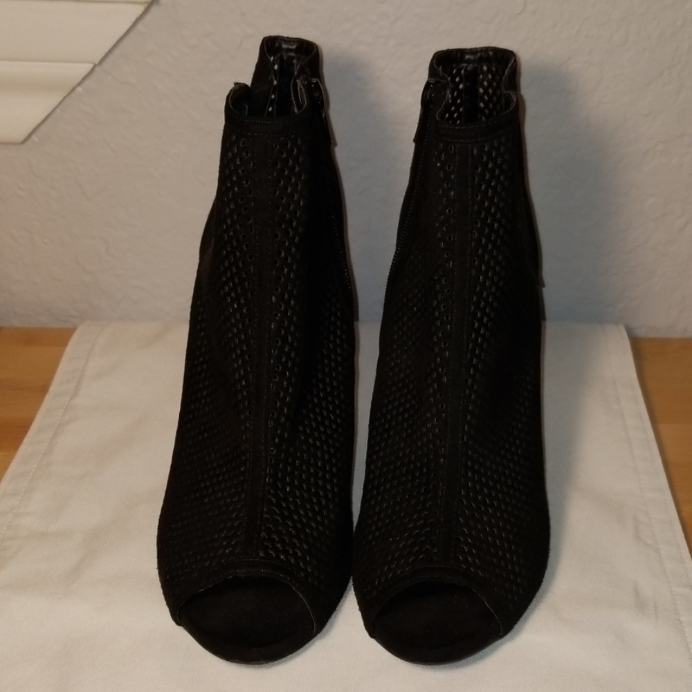 Qupid booties